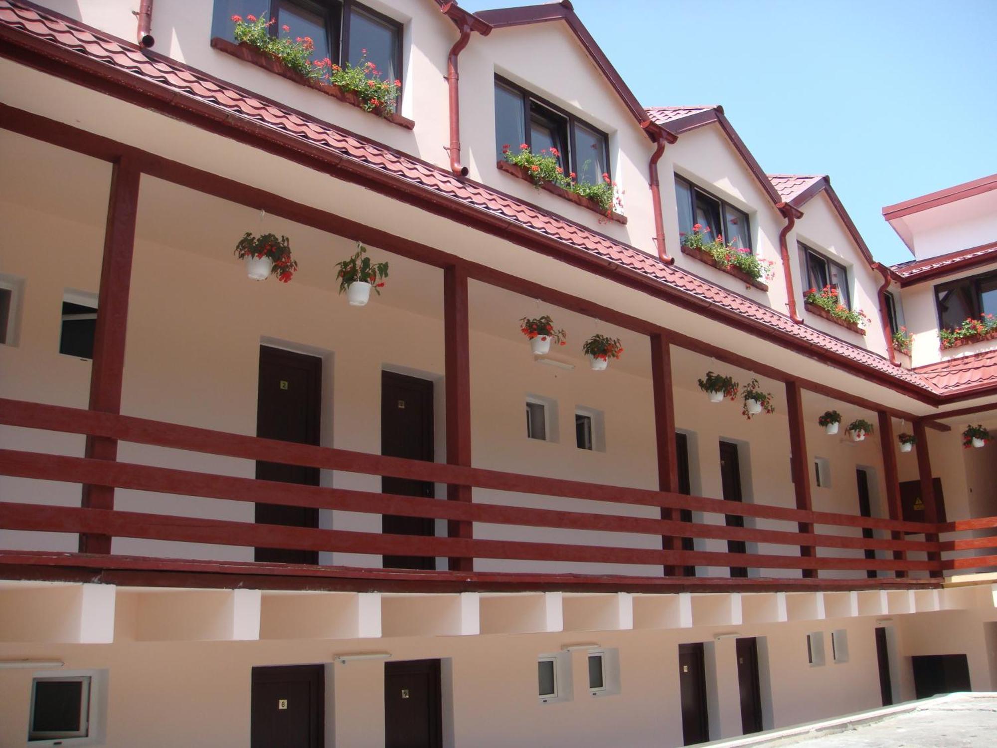 Motel Cristina Біказ Екстер'єр фото