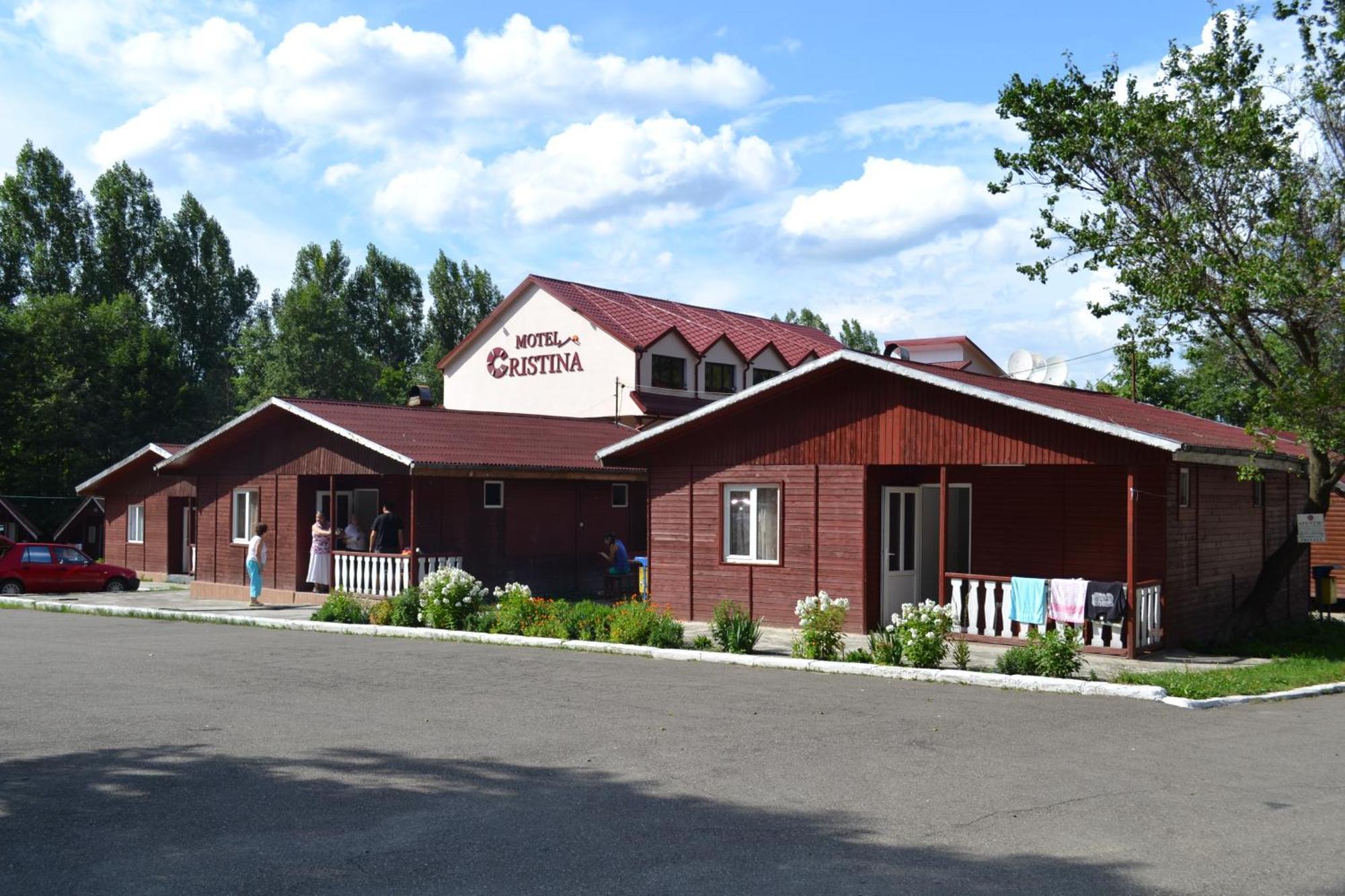 Motel Cristina Біказ Екстер'єр фото
