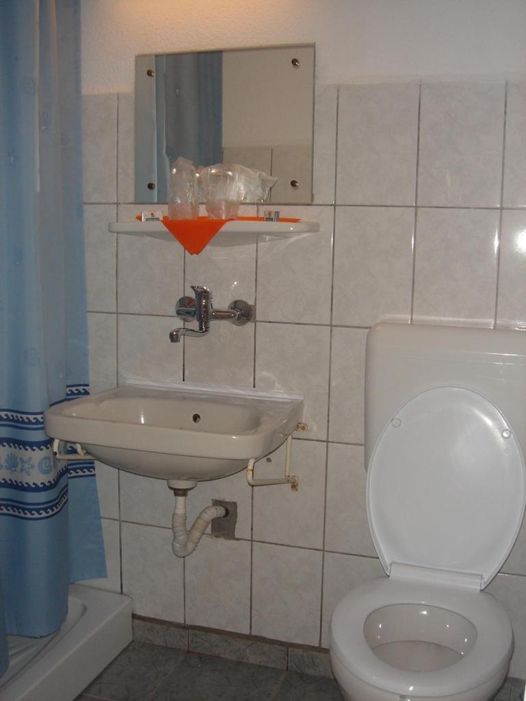 Motel Cristina Біказ Екстер'єр фото